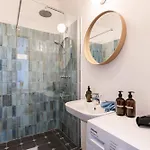 Artsy Loft Downtown 1 * Будапешт
