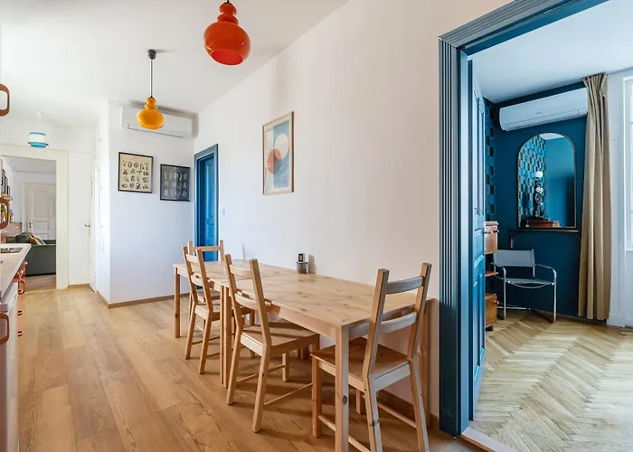 דירה Artsy Loft Downtown 1 *