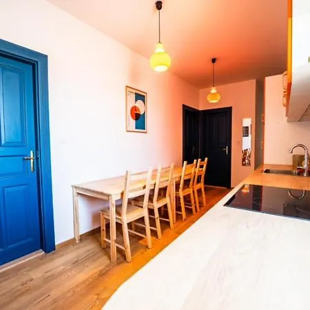 Apartamento Artsy Loft Downtown 1 *