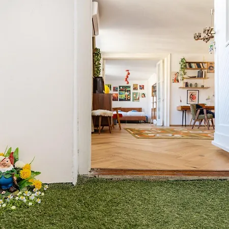 Artsy Loft Downtown 1 * Budapest