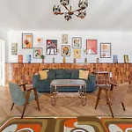Artsy Loft Downtown 1 شقة *