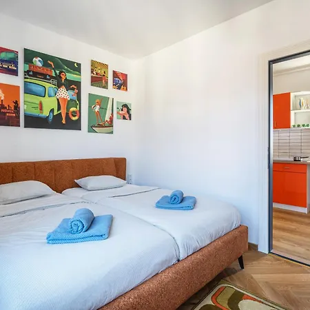 Artsy Loft Downtown 1 شقة *
